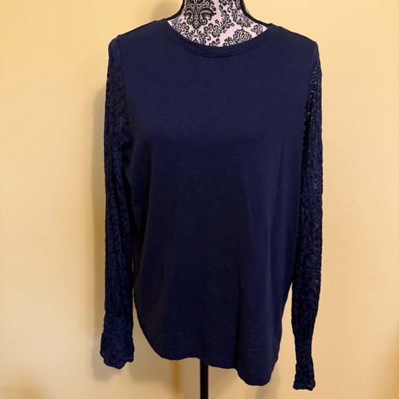 Banana Republic lace long sleeve - Picture 1 of 4